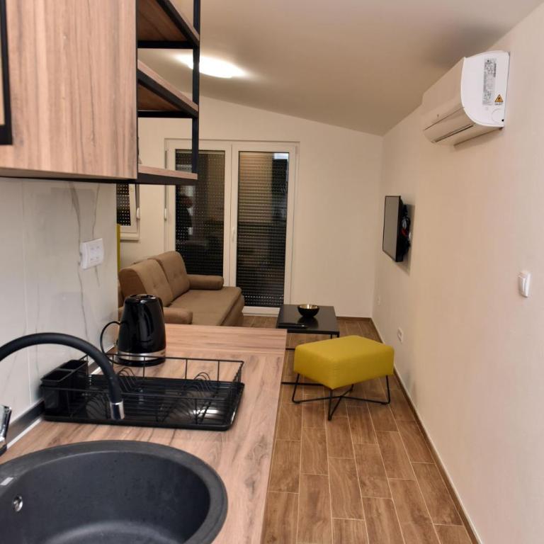 Apartmani TIS - Studio s King-sajz Krevetom i Sofom na Izvlačenje - 1