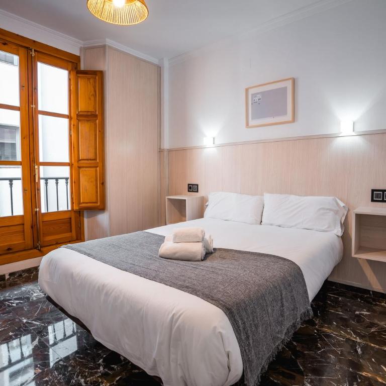 - Apartamento en pleno Centro - QH Ayuntamiento Granada - One-Bedroom Apartment - 4