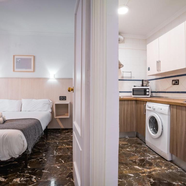 - Apartamento en pleno Centro - QH Ayuntamiento Granada - One-Bedroom Apartment - 9