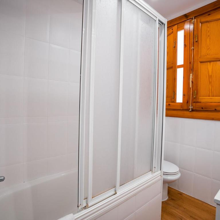 - Apartamento en pleno Centro - QH Ayuntamiento Granada - One-Bedroom Apartment - 8