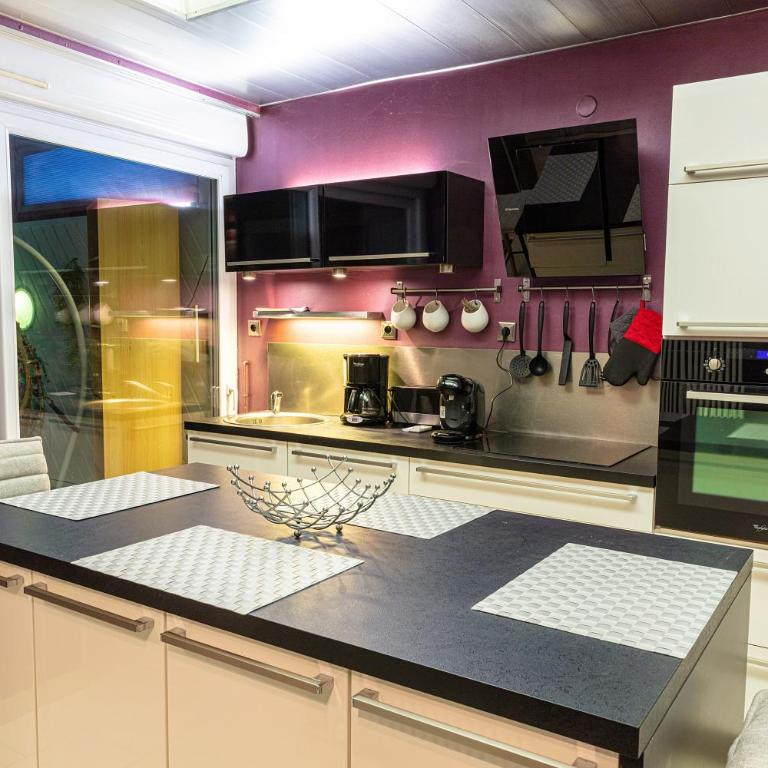 Maison de Ville restylée avec jardin, proche gare - Maison 1 Chambre - 4