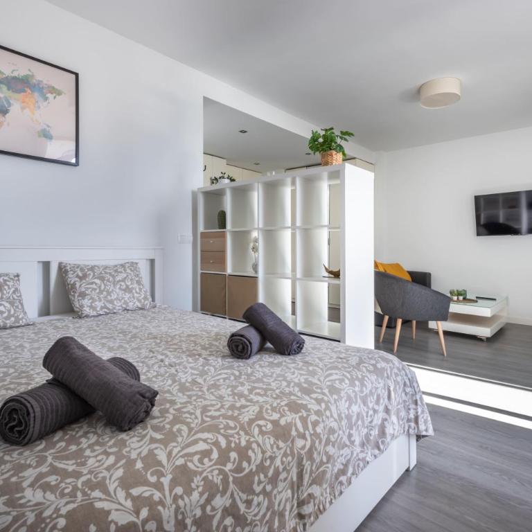 Estudio Marbelsun lll - One-Bedroom Apartment - 1