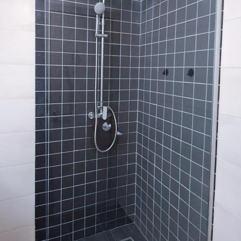 Stylish One Bedroom Apartment - Apartman sa 1 Spavaćom Sobom - 16