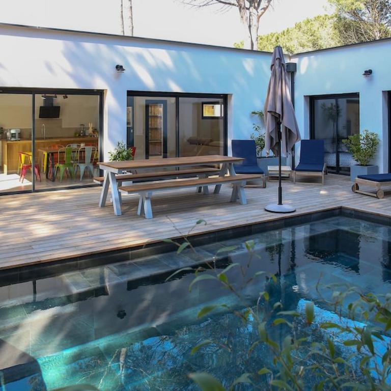 Contemporary house with heated pool in a magnificent pine forest - Villa 3 Chambres - 1