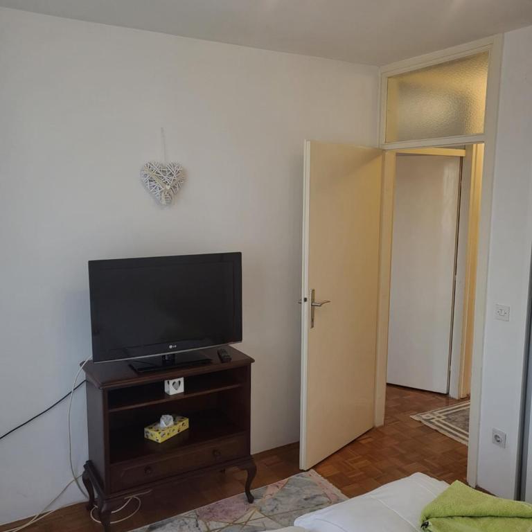 Apartman Sky-Parking-Garage - Apartman sa 2 Spavaće Sobe - 11