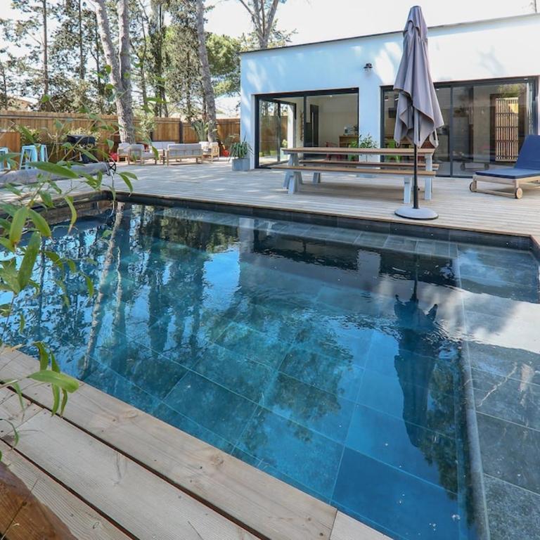 Contemporary house with heated pool in a magnificent pine forest - Villa 3 Chambres - 13