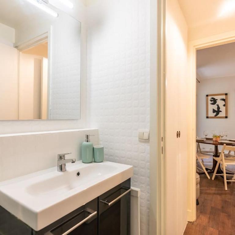 Appartement proche Champs Elysées - One-Bedroom Apartment - 11