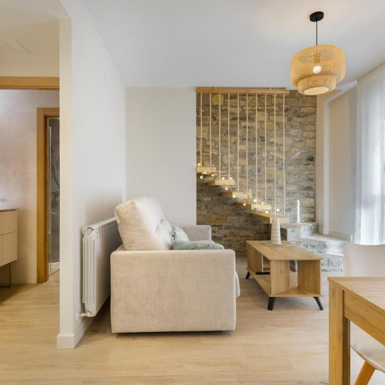 Apartamentos La muralla de Jaca - Apartamento de 3 dormitorios - 1