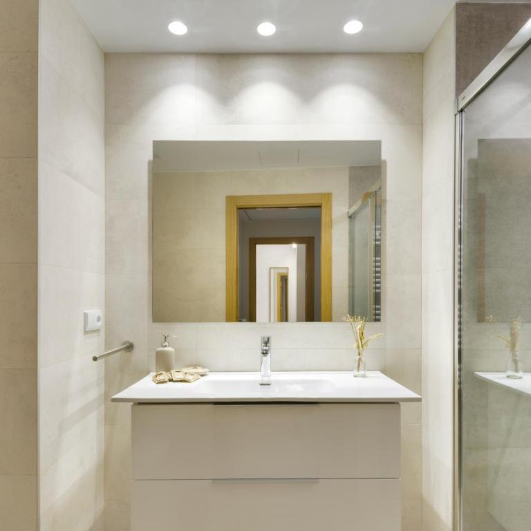 Apartamentos La muralla de Jaca - Apartamento de 3 dormitorios con aire acondicionado - 10