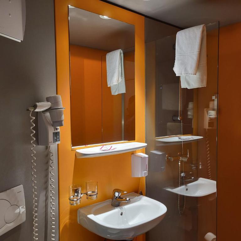 Hotel-Restaurant Eyholz - Einzelzimmer mit Dusche - 6