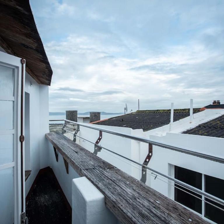 Ático con terraza y vistas al mar. - Apartamento de 2 dormitorios - 4