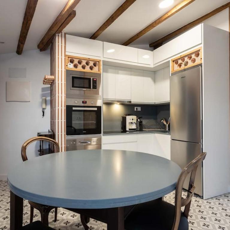 Ático con terraza y vistas al mar. - Apartamento de 2 dormitorios - 24