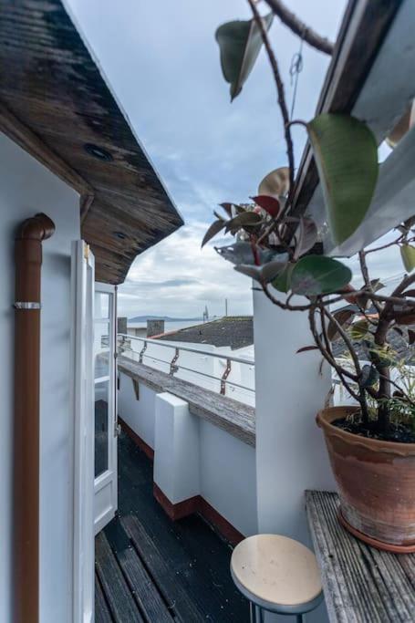 Ático con terraza y vistas al mar. - Apartamento de 2 dormitorios - 26