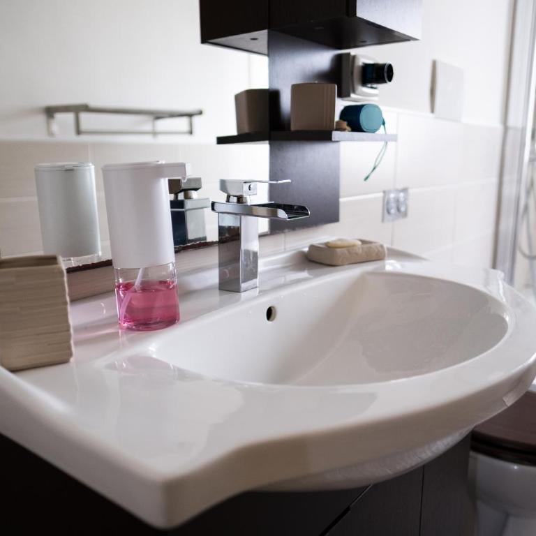 S&S - Small Double Room - 11