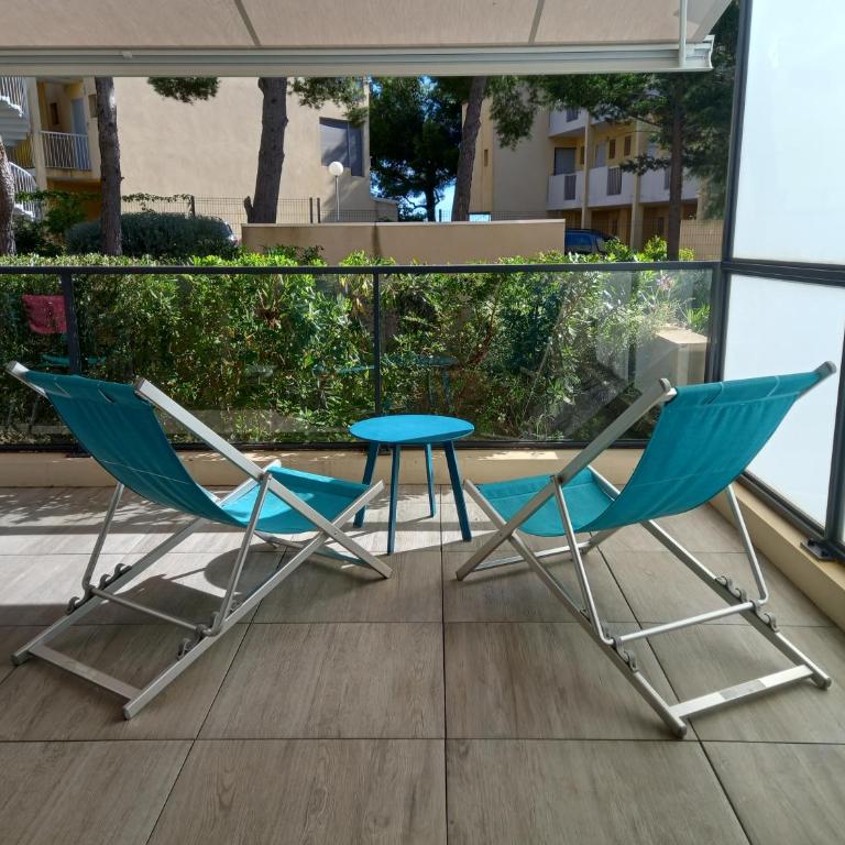 Bel appartement avec terrasse - Plage de Carro à pied - Appartamento con 2 Camere da Letto - 33