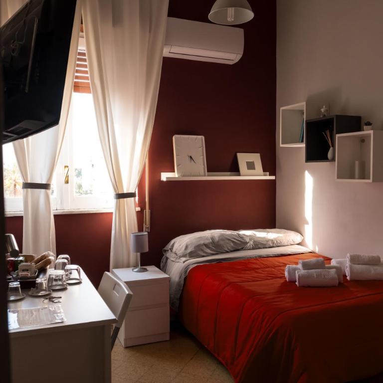 S&S - Small Double Room - 1