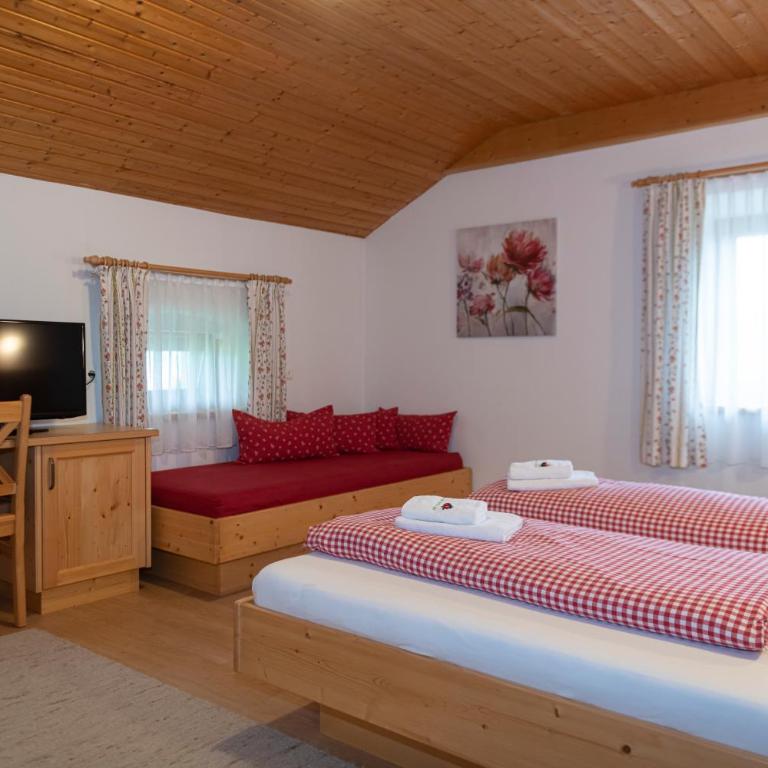 Hartlhof Urlaub am Baby- und Kinderbauernhof - Apartment mit 3 Schlafzimmern - 6