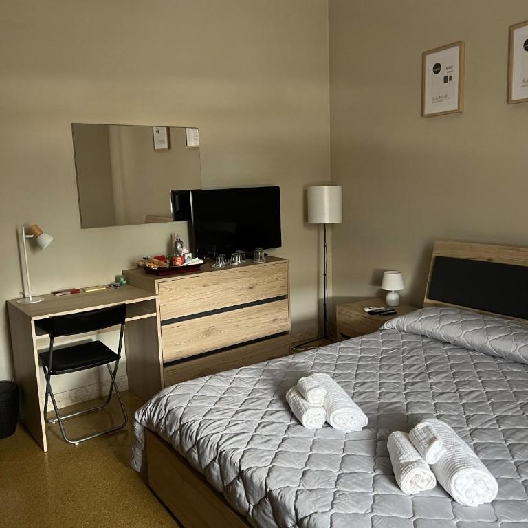 S&S - Standard Double Room - 11