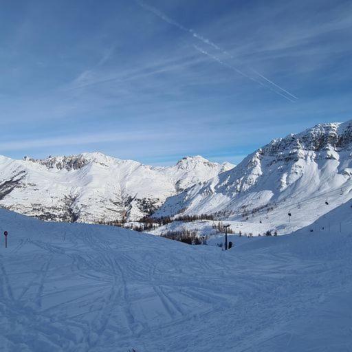 Les Suites du Monetier, alliant le charme et l'authenticité d'un chalet de prestige au cœur du village - Appartement - 52