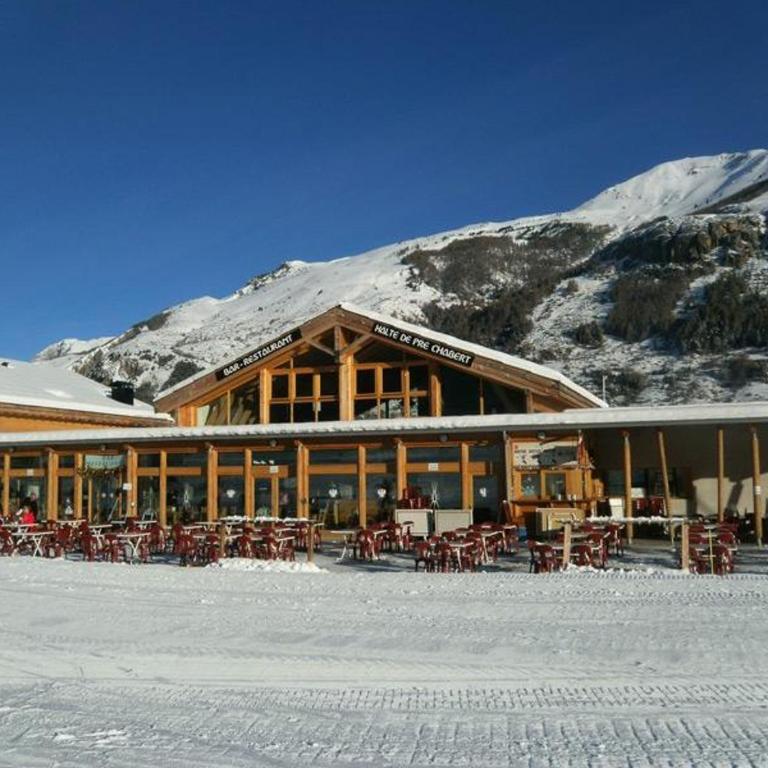 Les Suites du Monetier, alliant le charme et l'authenticité d'un chalet de prestige au cœur du village - Appartement - 73