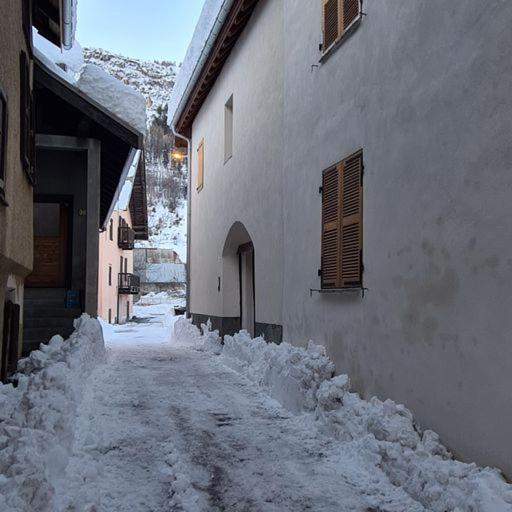 Les Suites du Monetier, alliant le charme et l'authenticité d'un chalet de prestige au cœur du village - Appartement - 72
