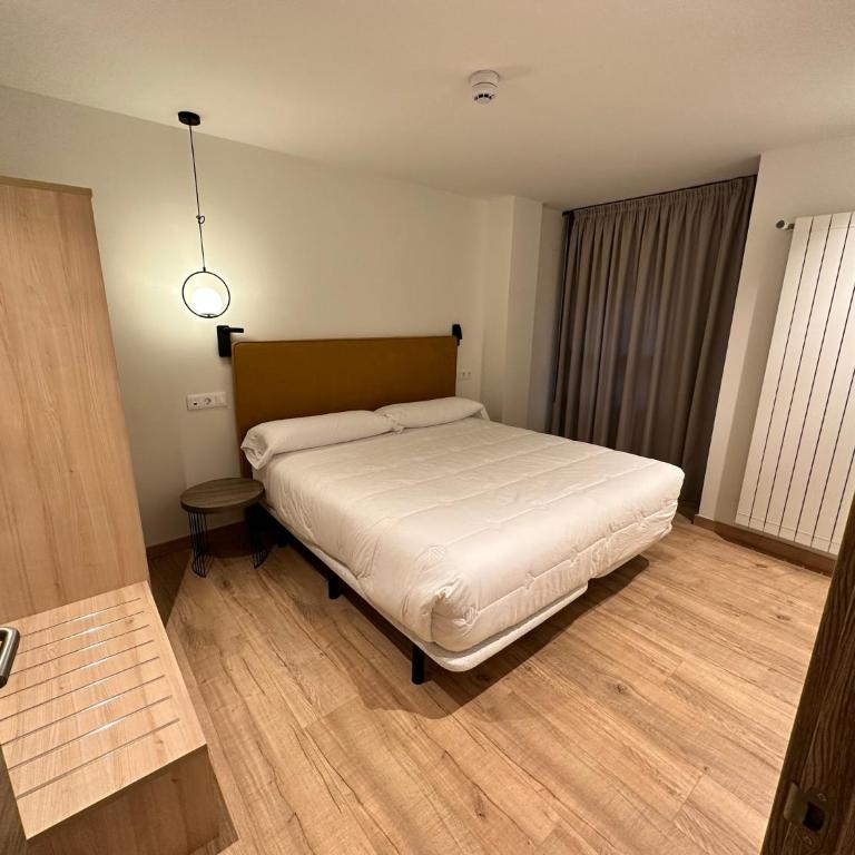 HOTEL MONTE PERDIDO - Family Room - 4