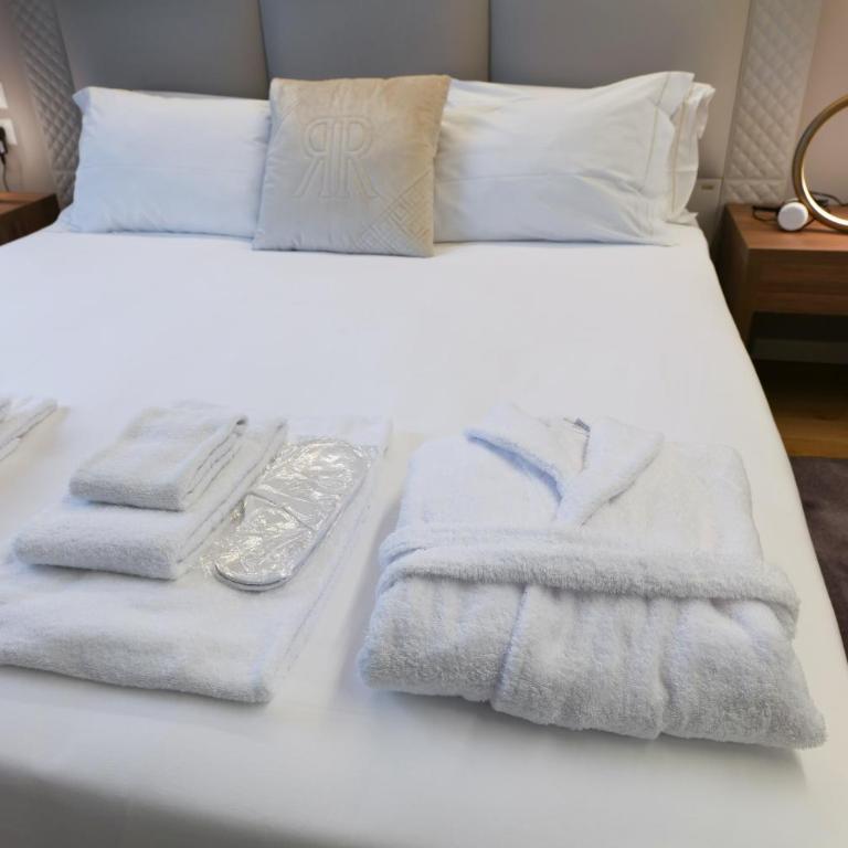 PRESTIGE BOUTIQUE APARTHOTEL -Piazza Duomo - Suite King con Vasca Idromassaggio - 14