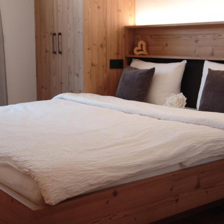 Lampenhof - Two-Bedroom Apartment - 7