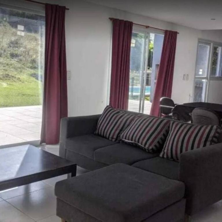 Hermosa casa en Lomas Del Rey - Casa de 3 dormitorios - 17