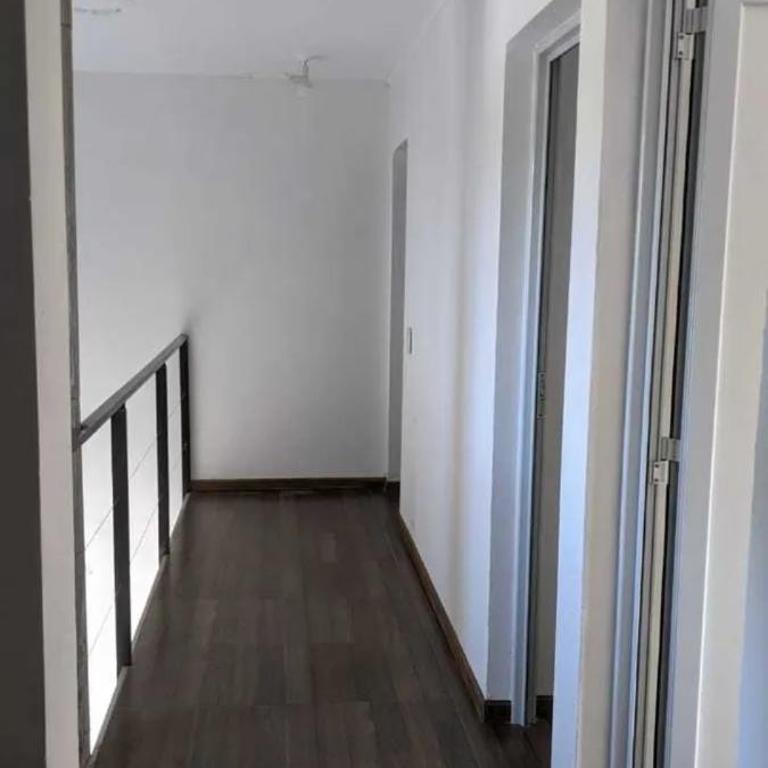 Hermosa casa en Lomas Del Rey - Casa de 3 dormitorios - 26