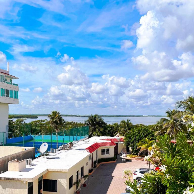 Renovated Studio in Cancun Beach at the Hotel Zone - One-Bedroom Apartment - 40
