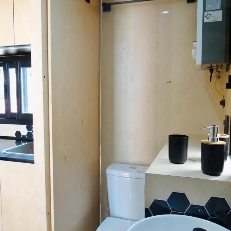 Viví la experiencia de hospedarte en una tiny - One-Bedroom House - 17