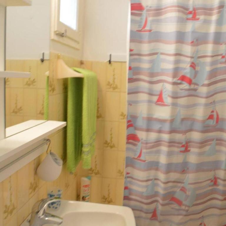Studio cabine avec terrasse et parking, à 250 m de la plage d'Aiguebelle, Le Lavandou - FR-1-251-187 - Appartamento (4 Adulti) - 9