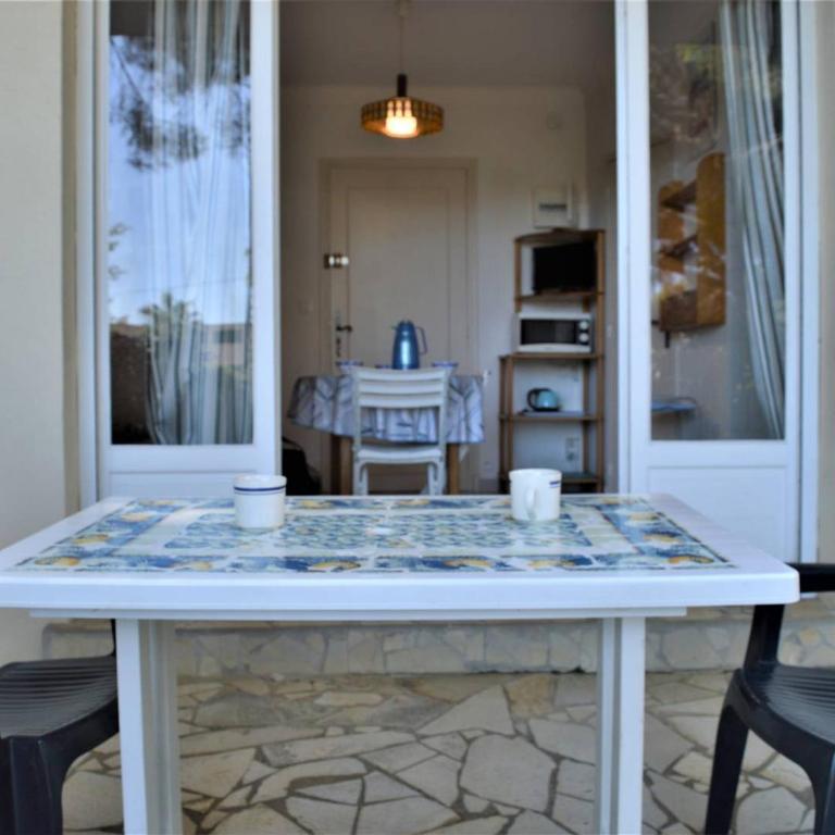 Studio cosy avec jardin, proche plage à Cavalaire-sur-Mer, parking inclus - FR-1-226B-128 - Apartment - 3