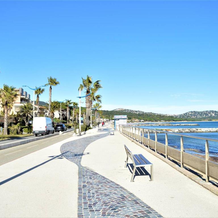Studio cosy avec jardin, proche plage à Cavalaire-sur-Mer, parking inclus - FR-1-226B-128 - Apartment - 10