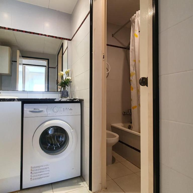 Blaumar B38 - Two-Bedroom Apartment - 19