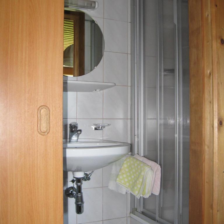 Haus Steinlechner - Deluxe Doppelzimmer mit Dusche - 3
