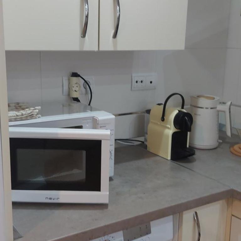 Modern Apartment in the center of San Pedro de Alcantara, Marbella - Two-Bedroom Apartment with City View - 12