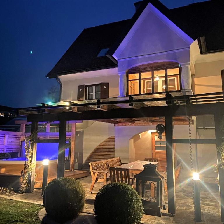 das "Ferienhaus Eibiswald" Landhaus Refugium im Schilcherland - Sauna und Spa - Standard Villa - 1