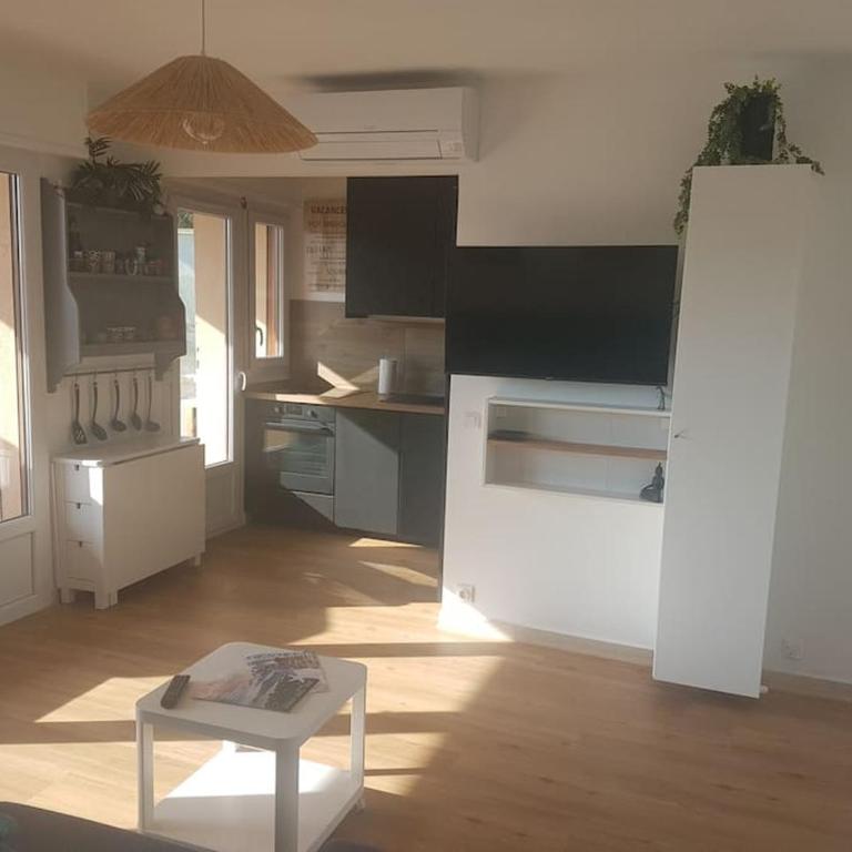 Emplacement idéal. Centre ville et plages. - Appartamento con 1 Camera da Letto - 2