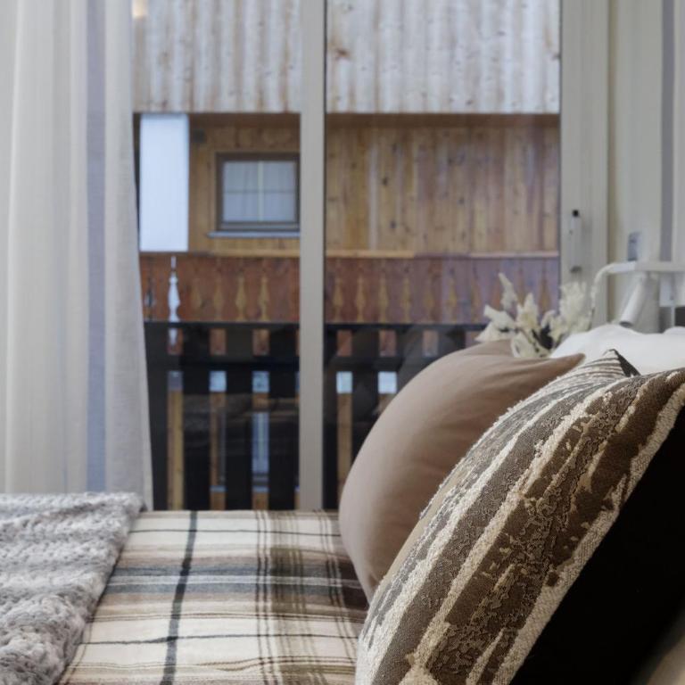 HelloCHALET - The View - Ski to door with Matterhorn view - Appartamento con Terrazza - 24