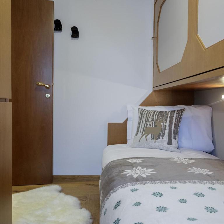 HelloCHALET - The View - Ski to door with Matterhorn view - Appartamento con Terrazza - 36