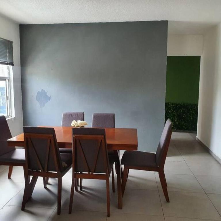 Hermoso Dpto a pasos del Fashion Drive c/alberca - Three-Bedroom Apartment - 3