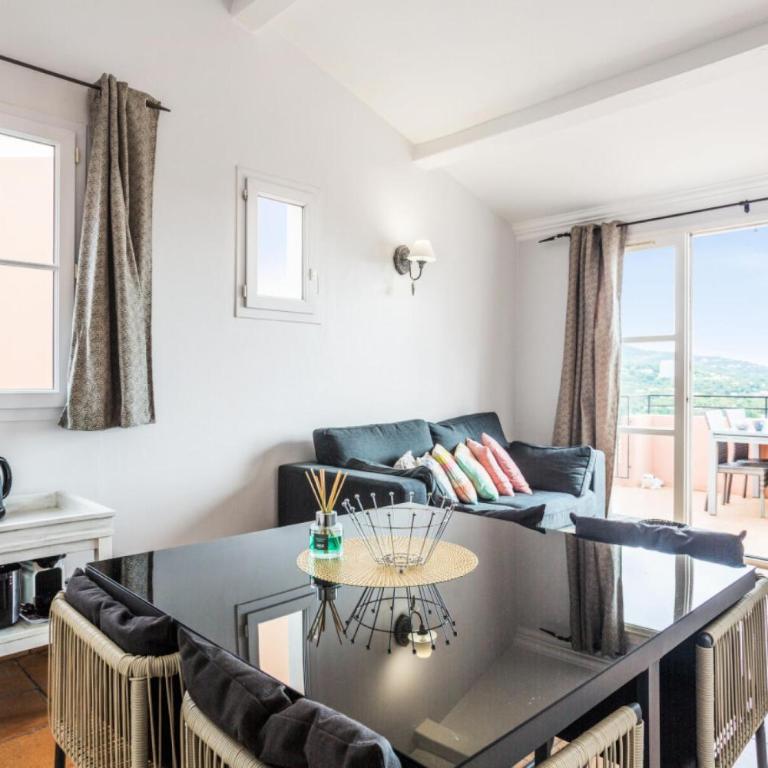 Les Bastides aux Restanques du Golfe de St Tropez - maeva Home - Bastide 3 pièces 6 personnes avec splendide vue mer - Prestige - Super Home MAE-2257 - Appartement - 1