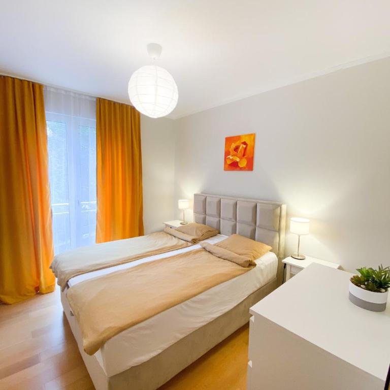 Sunny apartment - One-Bedroom Apartment - 5