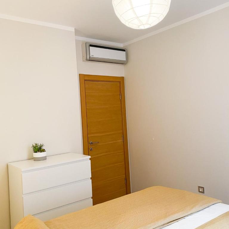 Sunny apartment - One-Bedroom Apartment - 11