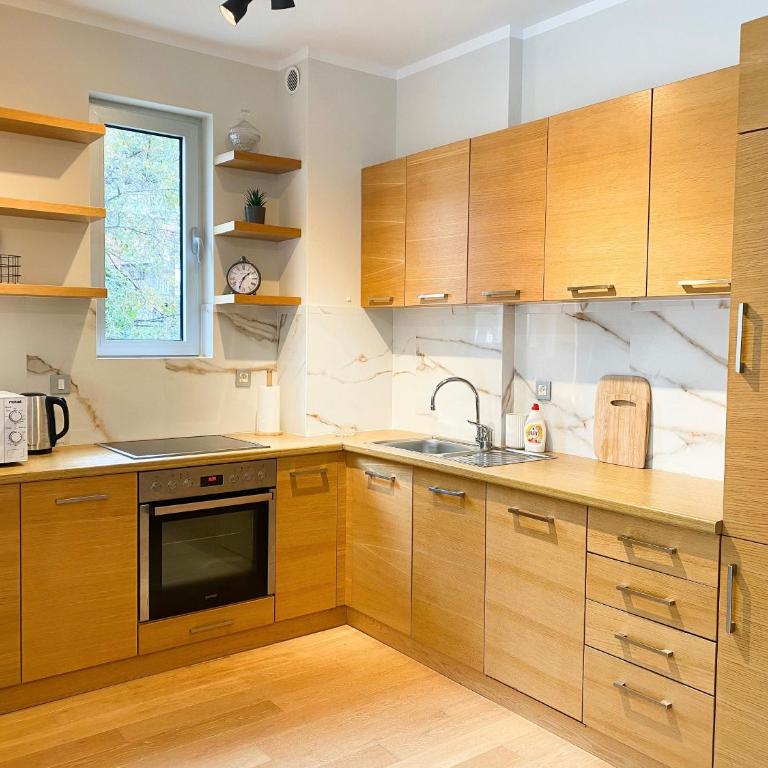 Sunny apartment - One-Bedroom Apartment - 3