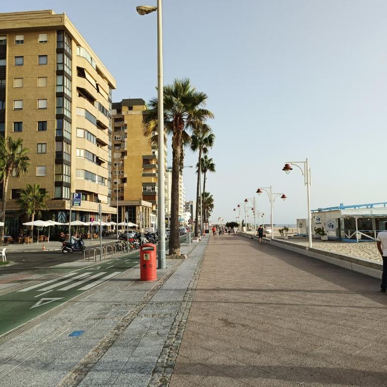 Piso Avenida junto a la Playa - Apartamento de 3 dormitorios - 24