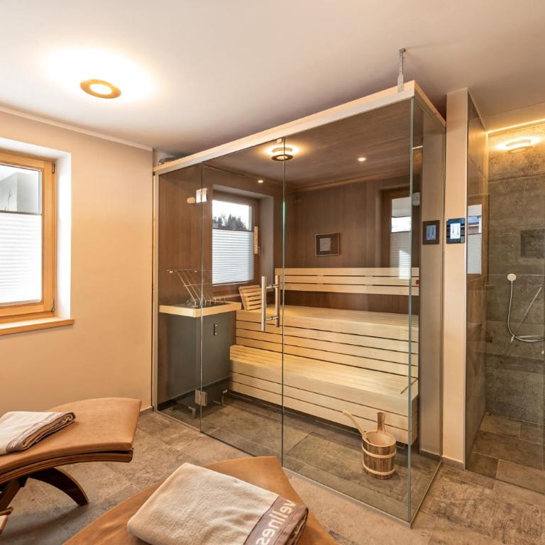 Silent Luxury Chalet LAIET - Two-Bedroom Chalet - 10