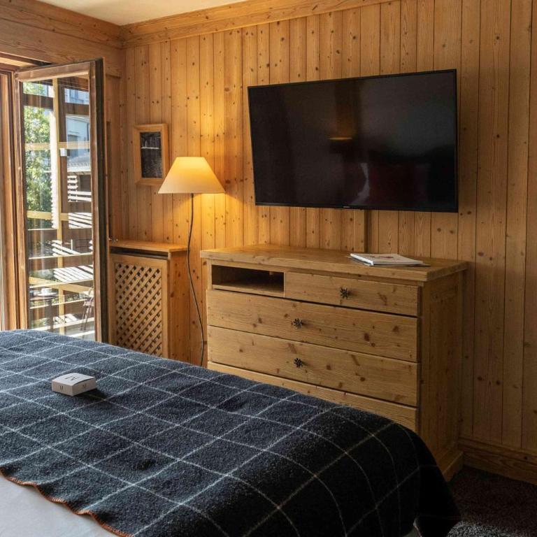 M de Megève - Chambre Double/Lits Jumeaux - 9